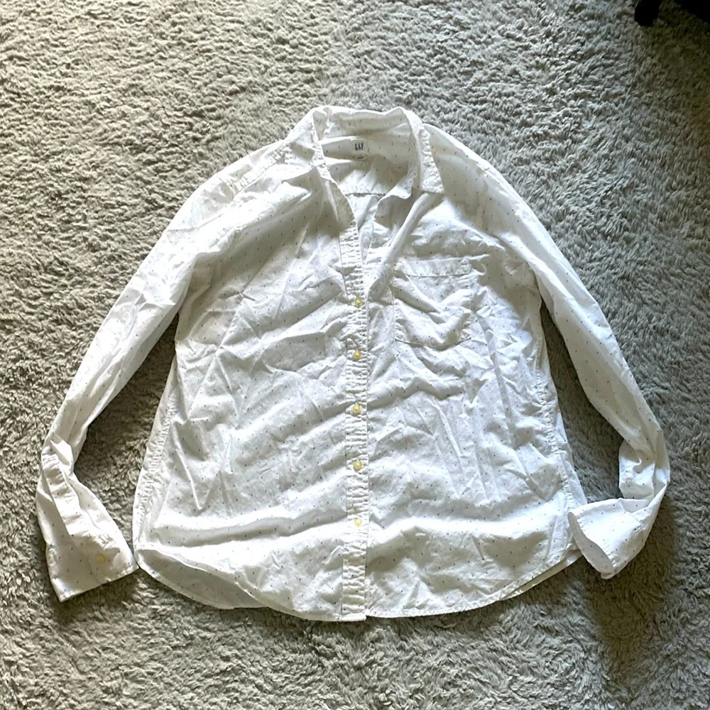 Button down with little blue and red stars! - Picture 1 of 3